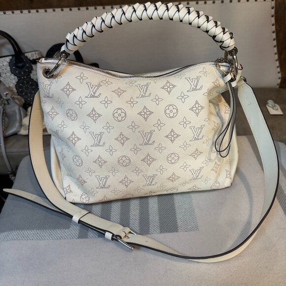 Louis Vuitton Handbags - Louis Vuitton Beaubourg Hobo Mm